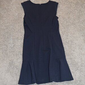Vince Camuto Navy Blue V-Neck Flounce Hem Dress Cap Sleeve Size 6